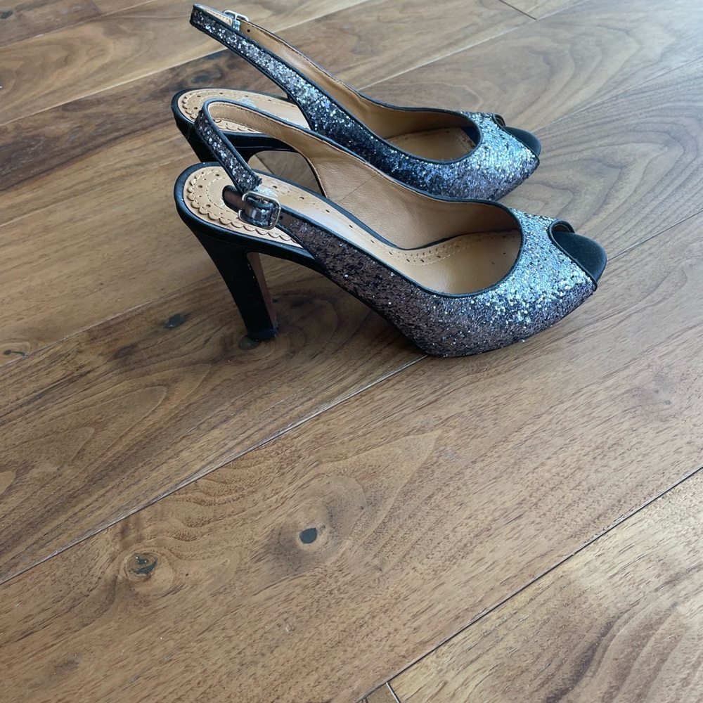 Brooks Brothers High Heels